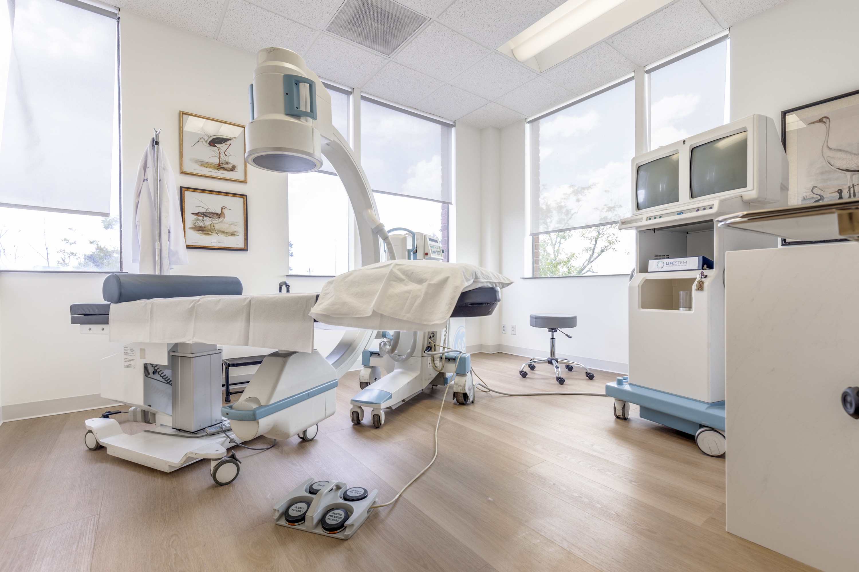 健康・医学 CLINIC DESIGN 130 Mountain Park Health Center Tempe Clinic | SmithGroup